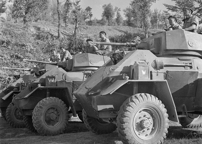 WarWheels Net Humber Mark 4 Armored Car Photos